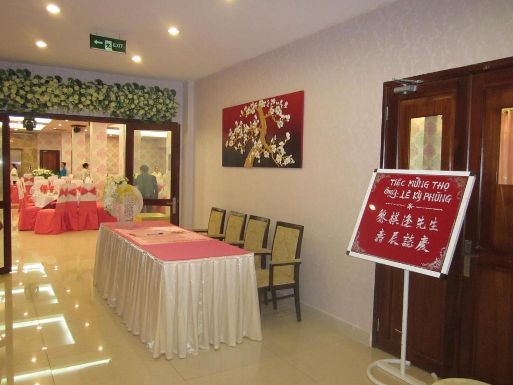Dong Kinh A Hotel Ho Chi Minh City Exterior photo